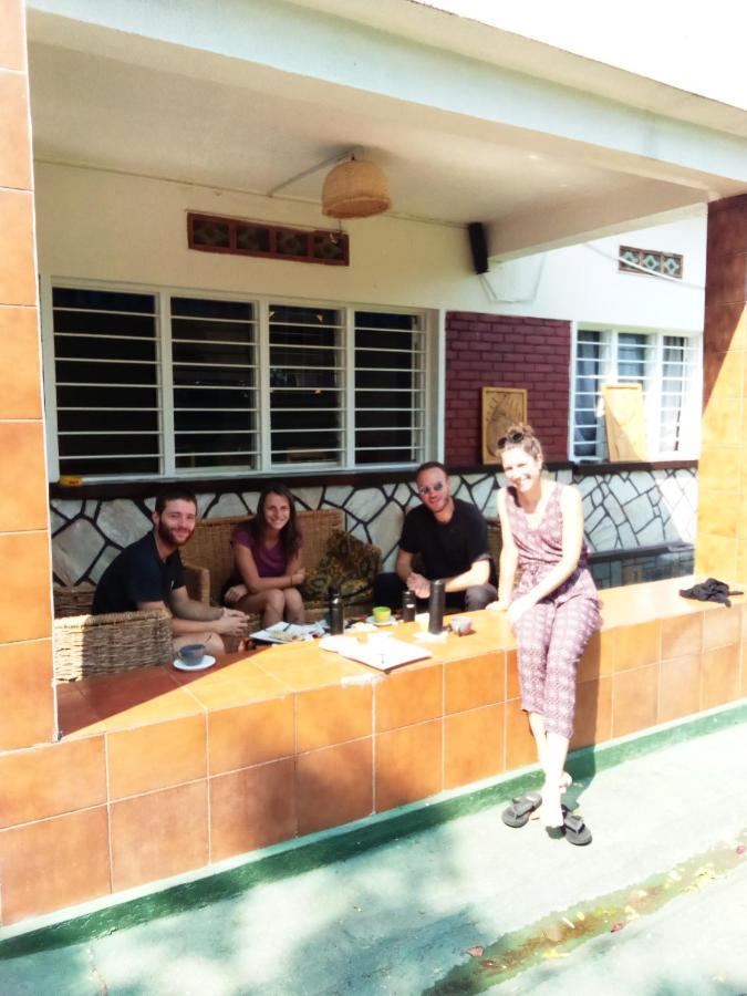 Colibri Taverne & Guest House Gisenyi Exteriér fotografie